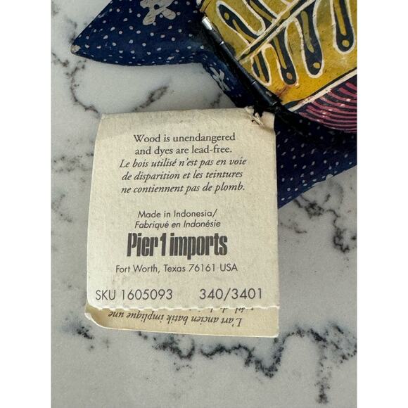 Hand Carved Wood Cat Face Box Covered in Hand Dyed Batik - Picture 7 of 14